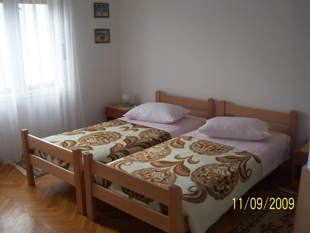 Apartments Cerin Fažana Quarto foto